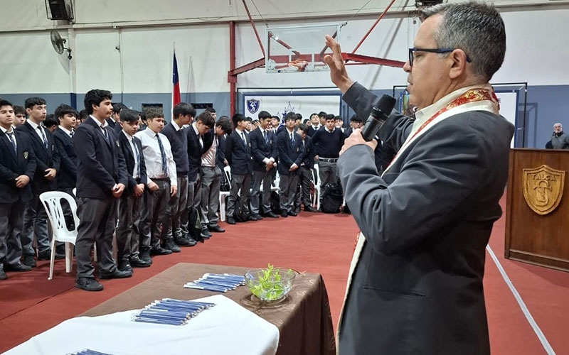 Bendición de Lápices para Alumnos que Rinden el SIMCE de Segundo Medio en el CEST
