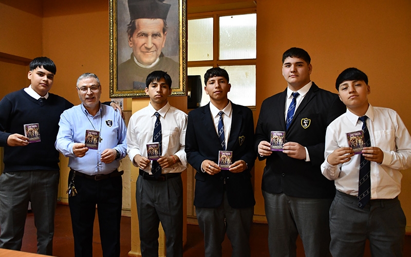 Área de Evangelización motiva a estudiantes a participar en Campaña de Cuaresma