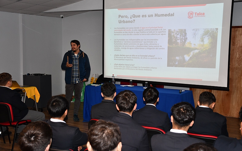 Delegados medioambientales participaron en charla sobre cuidado del agua y humedales urbanos